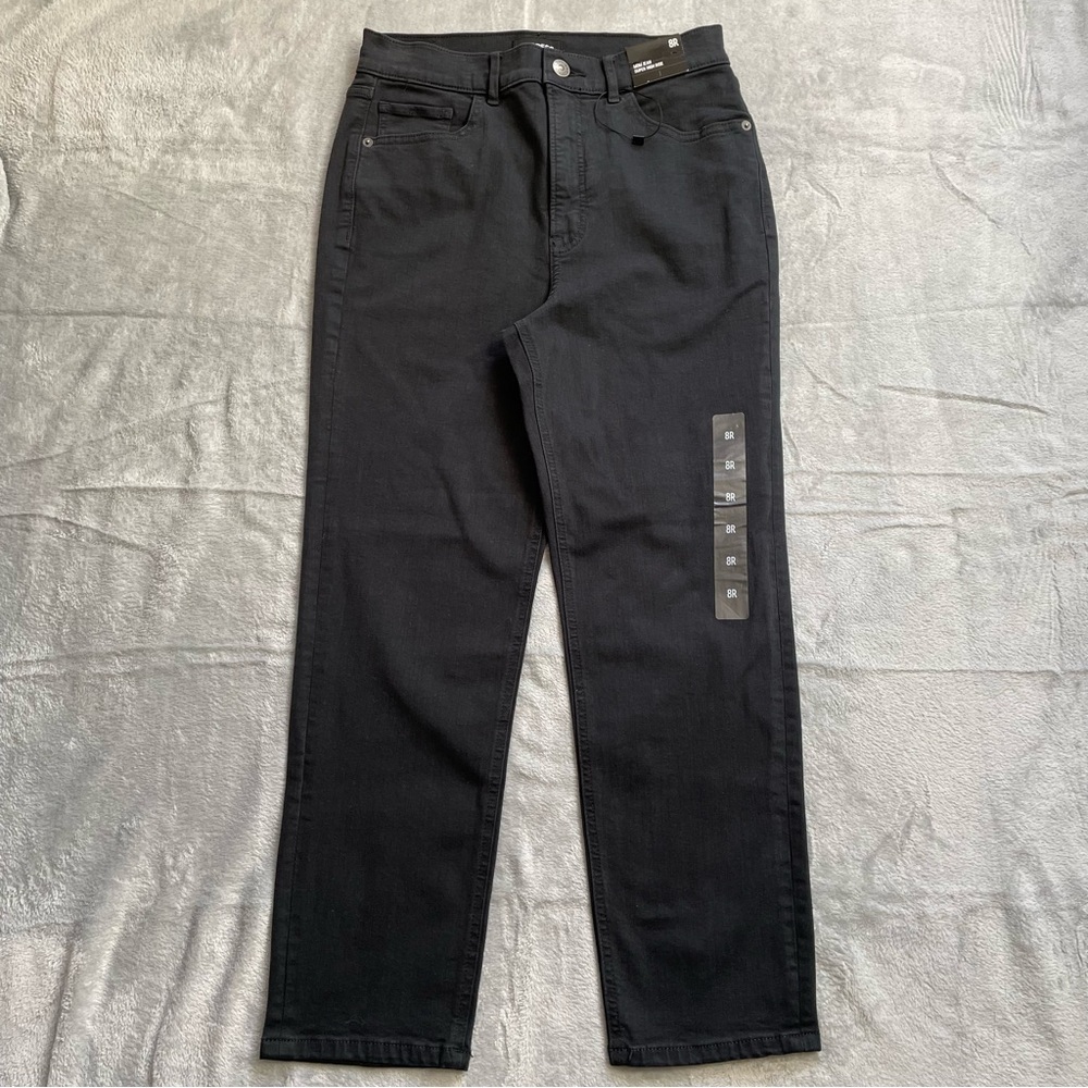 Express Jeans 8 Womens NWT Mom Super High Rise‎ Distressed Black